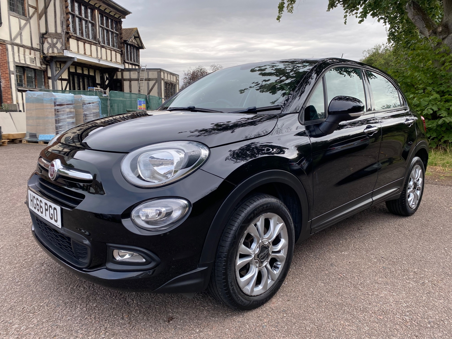 [ berth ]Fiat 500X