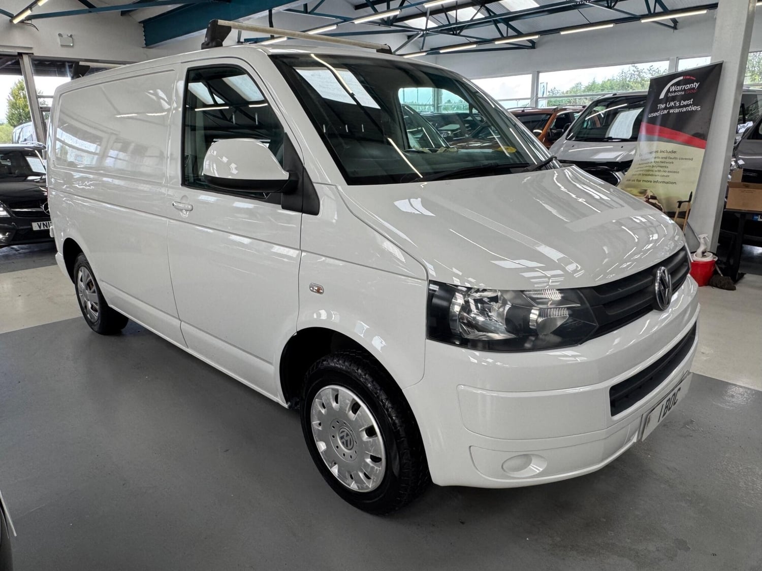 Volkswagen Transporter 2015 - Vans & Commercial Vehicles