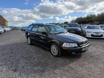 Volvo V40 2004
