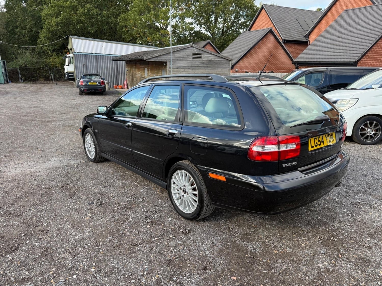 Volvo V40 2004 - Cars in Southampton