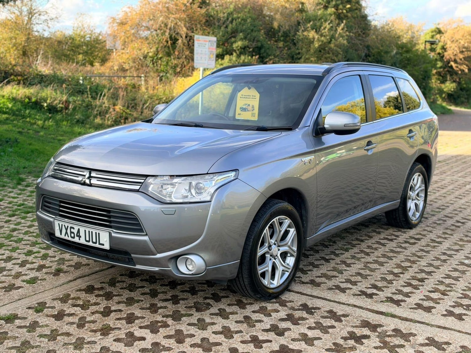 Mitsubishi Outlander 2014 - Cars