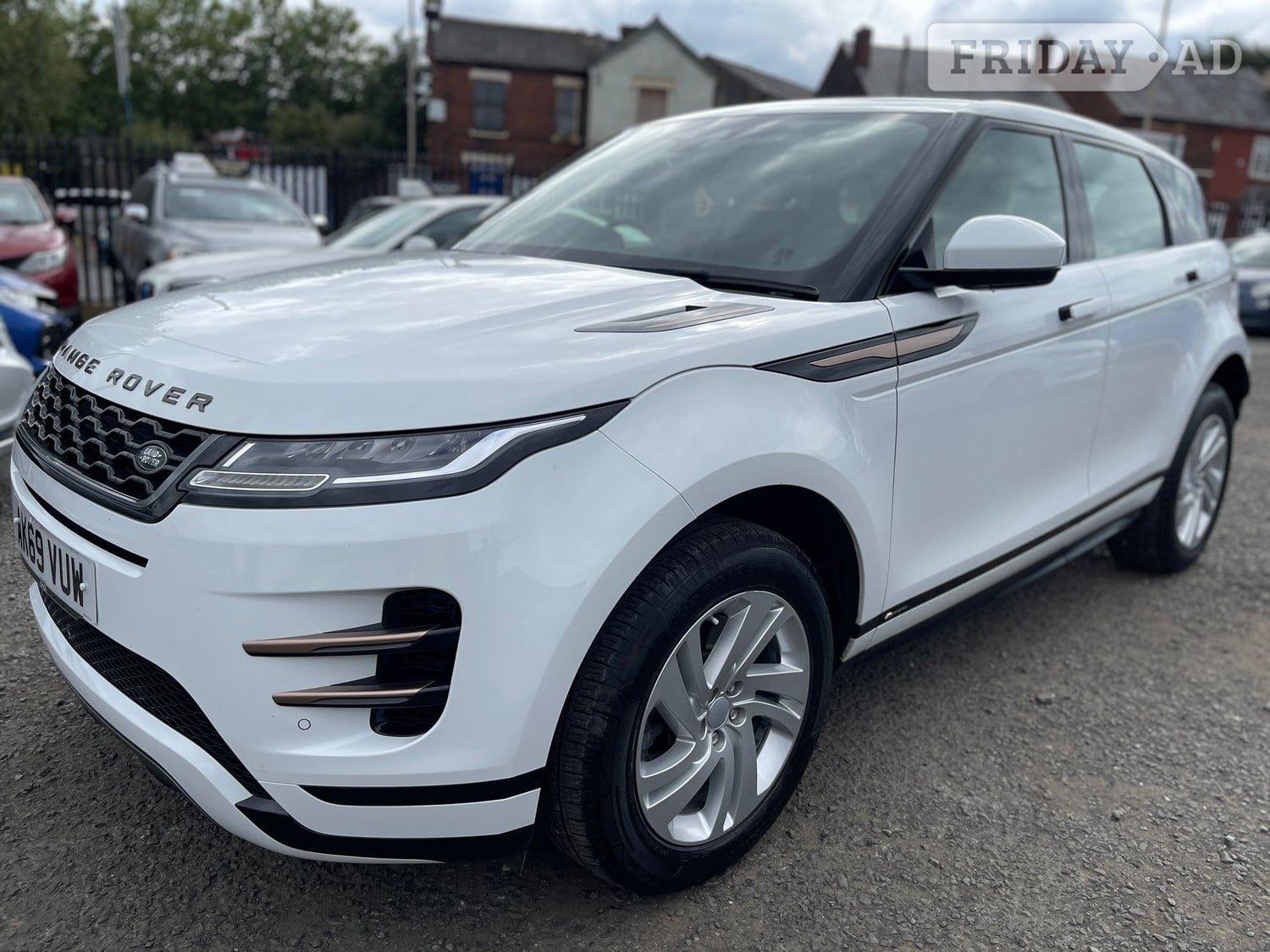 [ berth ]Land Rover Range Rover Evoque