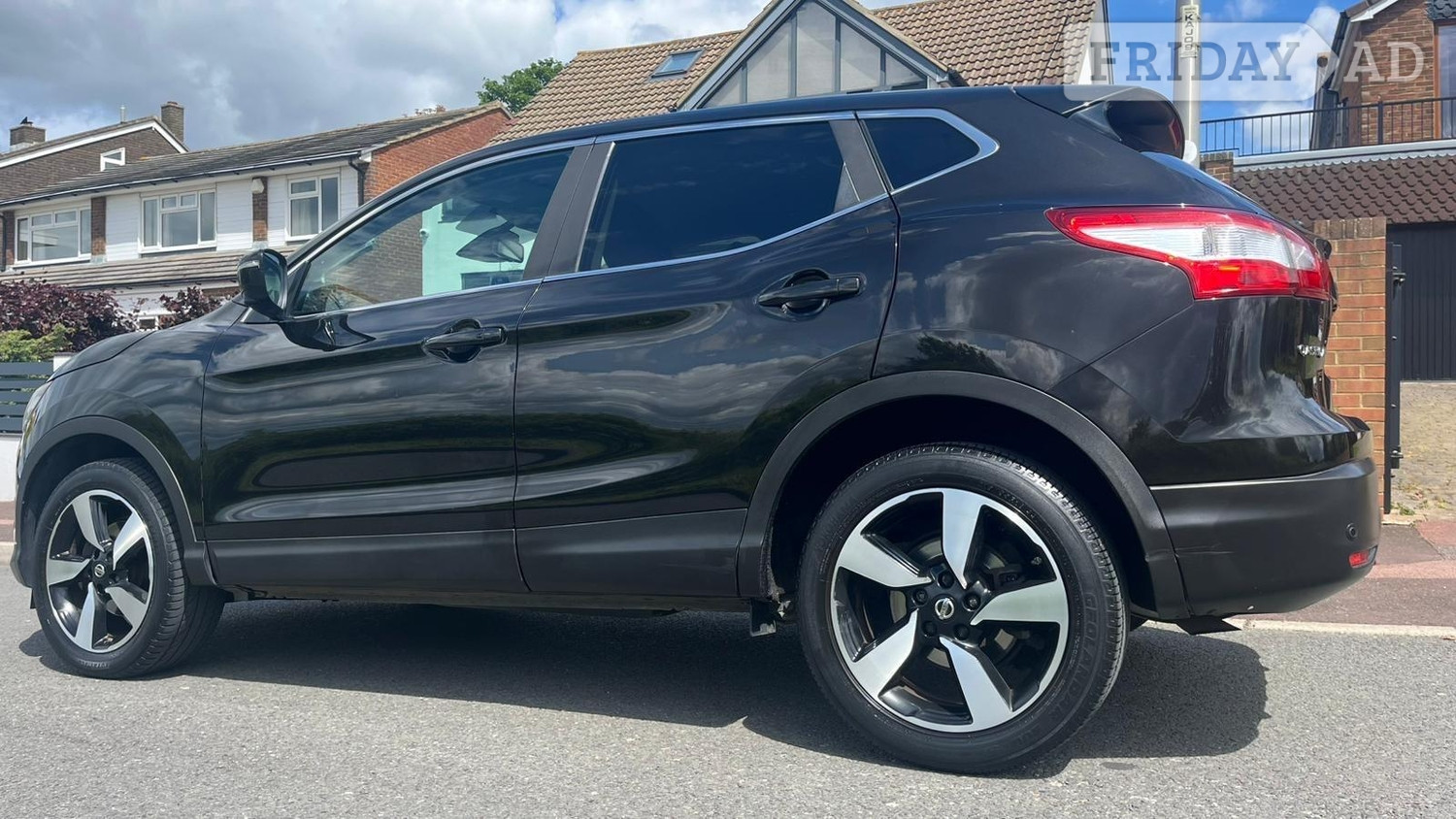 Nissan Qashqai 2015 - Cars