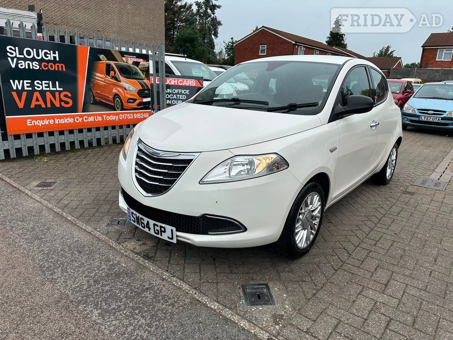Chrysler Ypsilon Slough