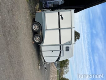 Bateson Ascot  Horse Trailer