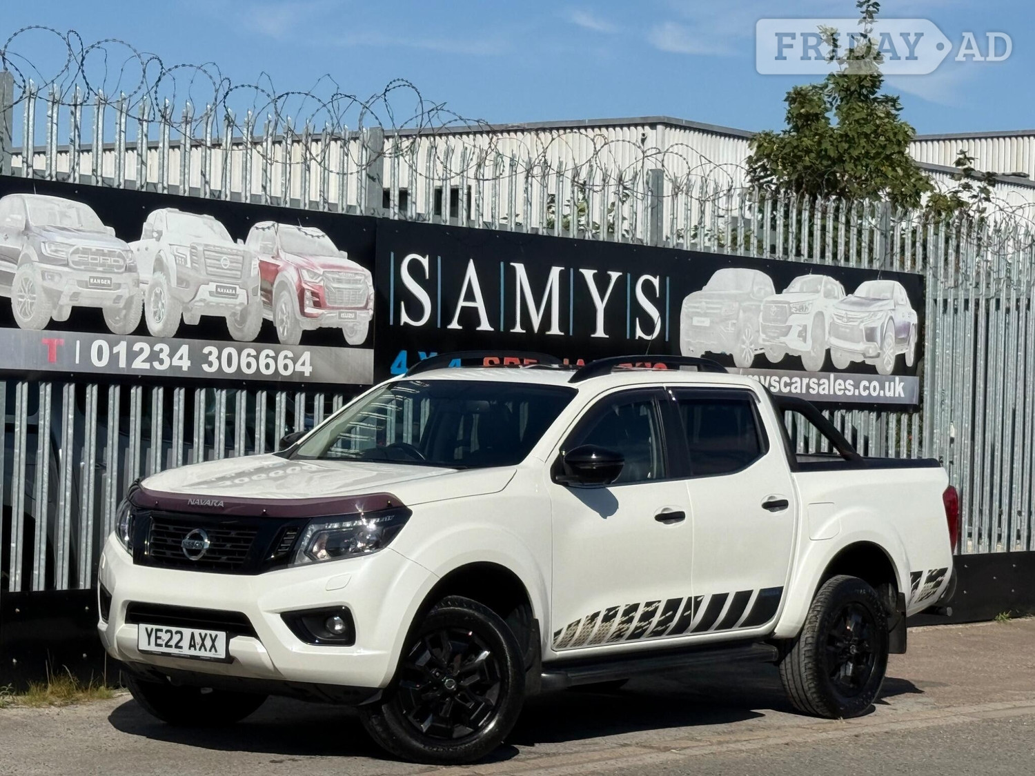 Nissan Navara 2022 in Bedford