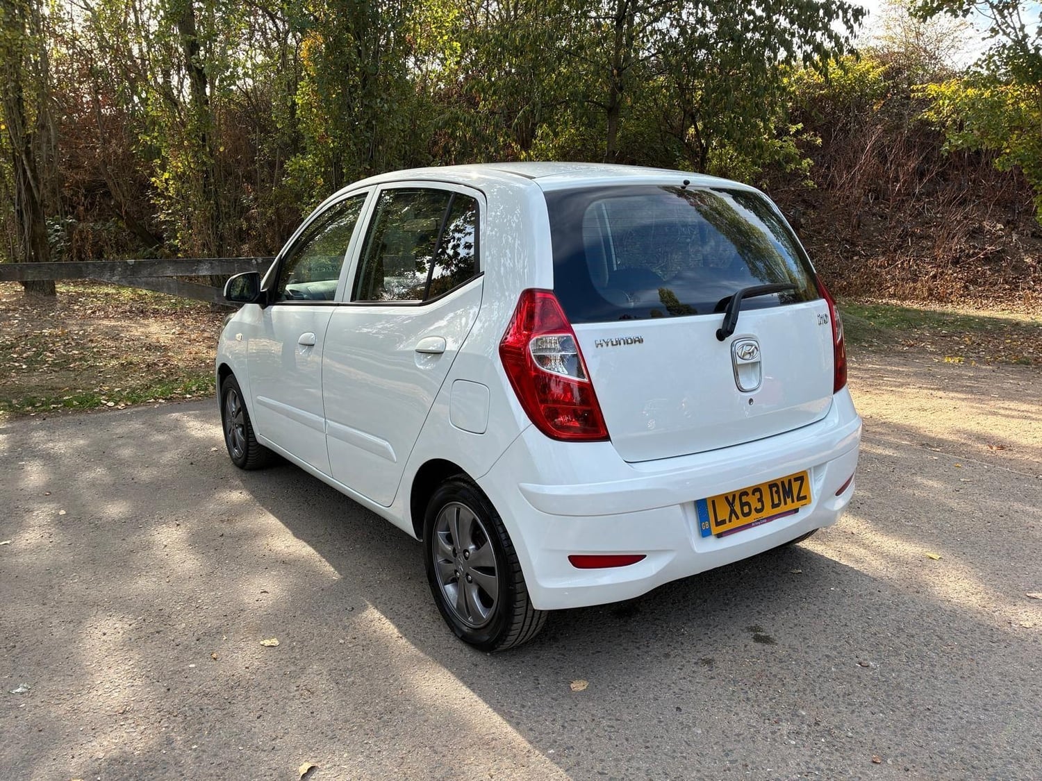 Hyundai i10 2013 - Cars in Guildford