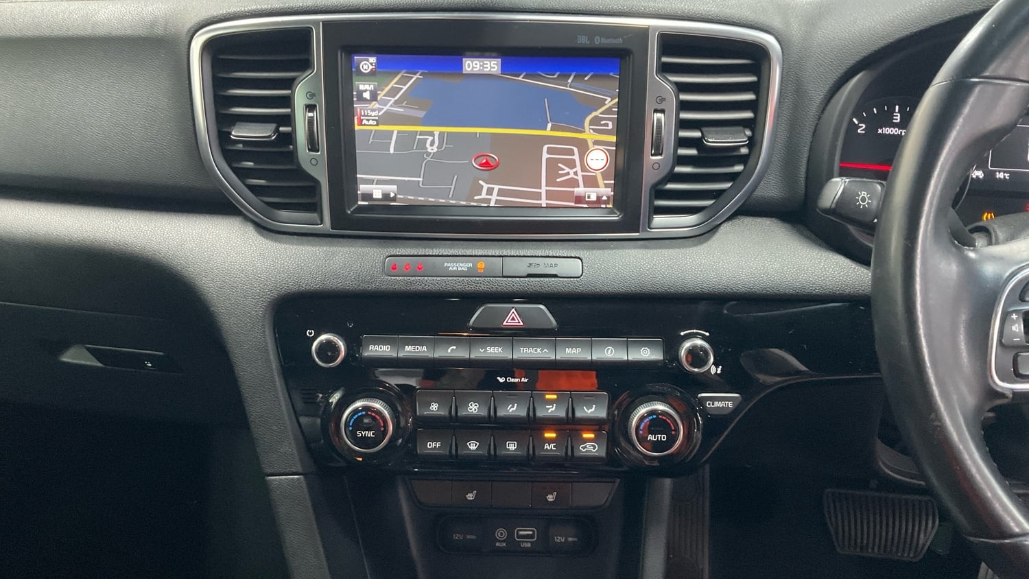 Kia Sportage 2016 - Cars in Hillingdon
