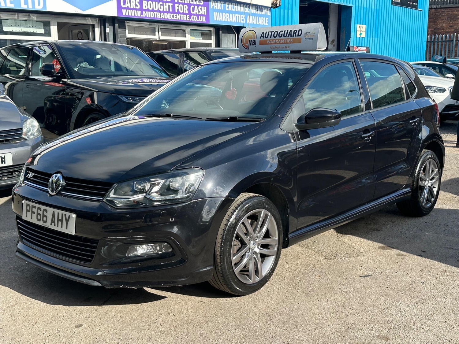 [ berth ]Volkswagen Polo