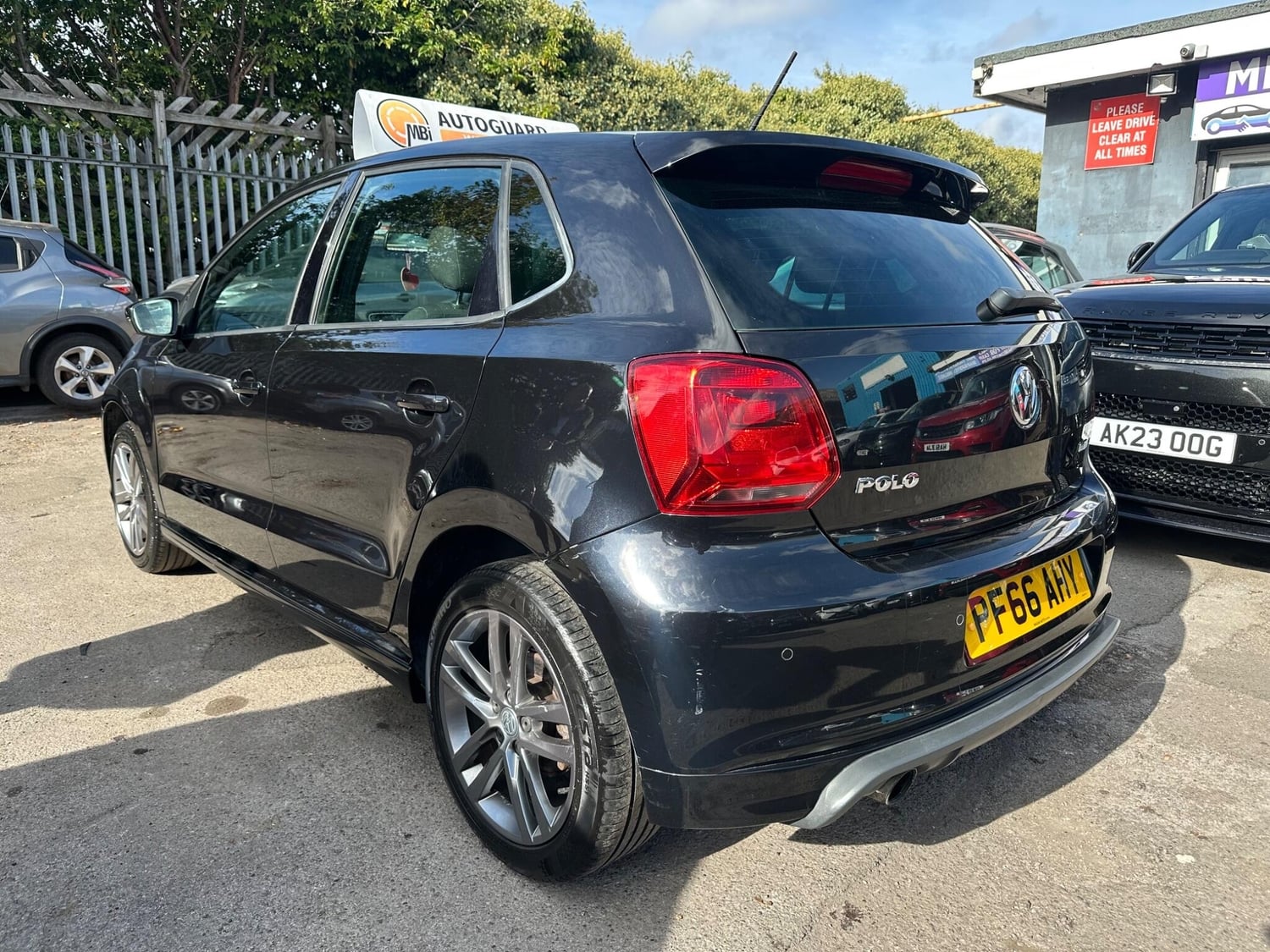 Volkswagen Polo 2016 - Cars