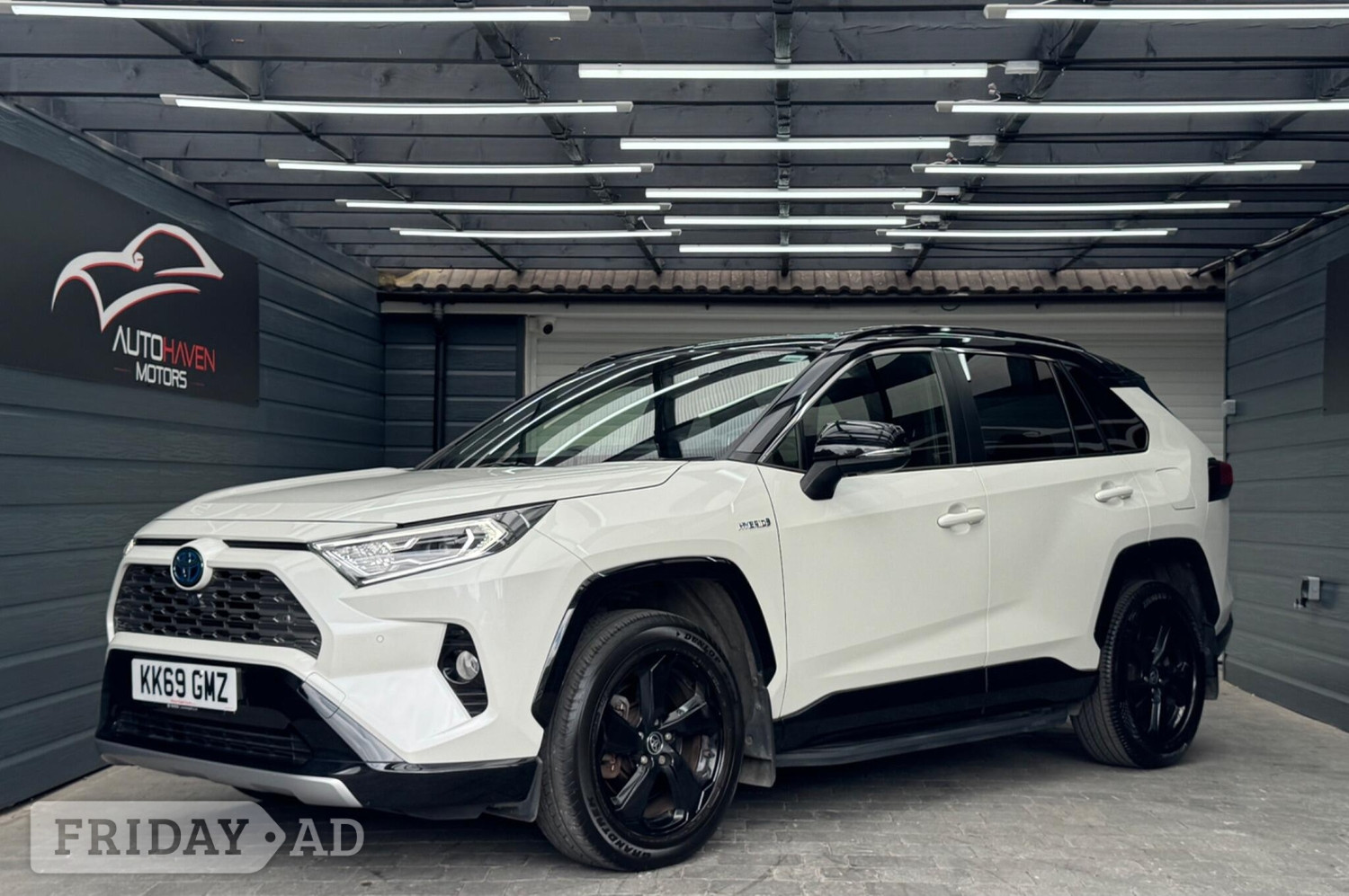 Toyota RAV4 2020 - Cars in High Wycombe