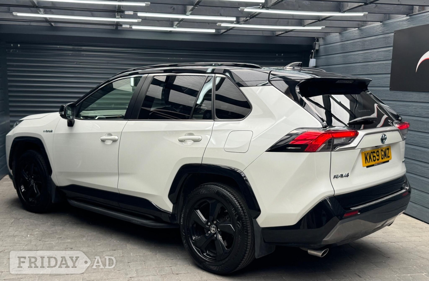 Toyota RAV4 2020 - Cars