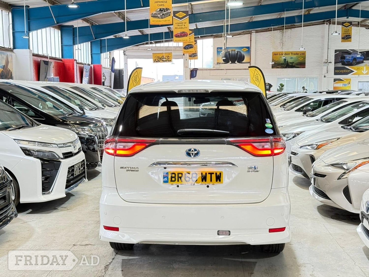 Toyota Estima 2018 - Cars in Birmingham