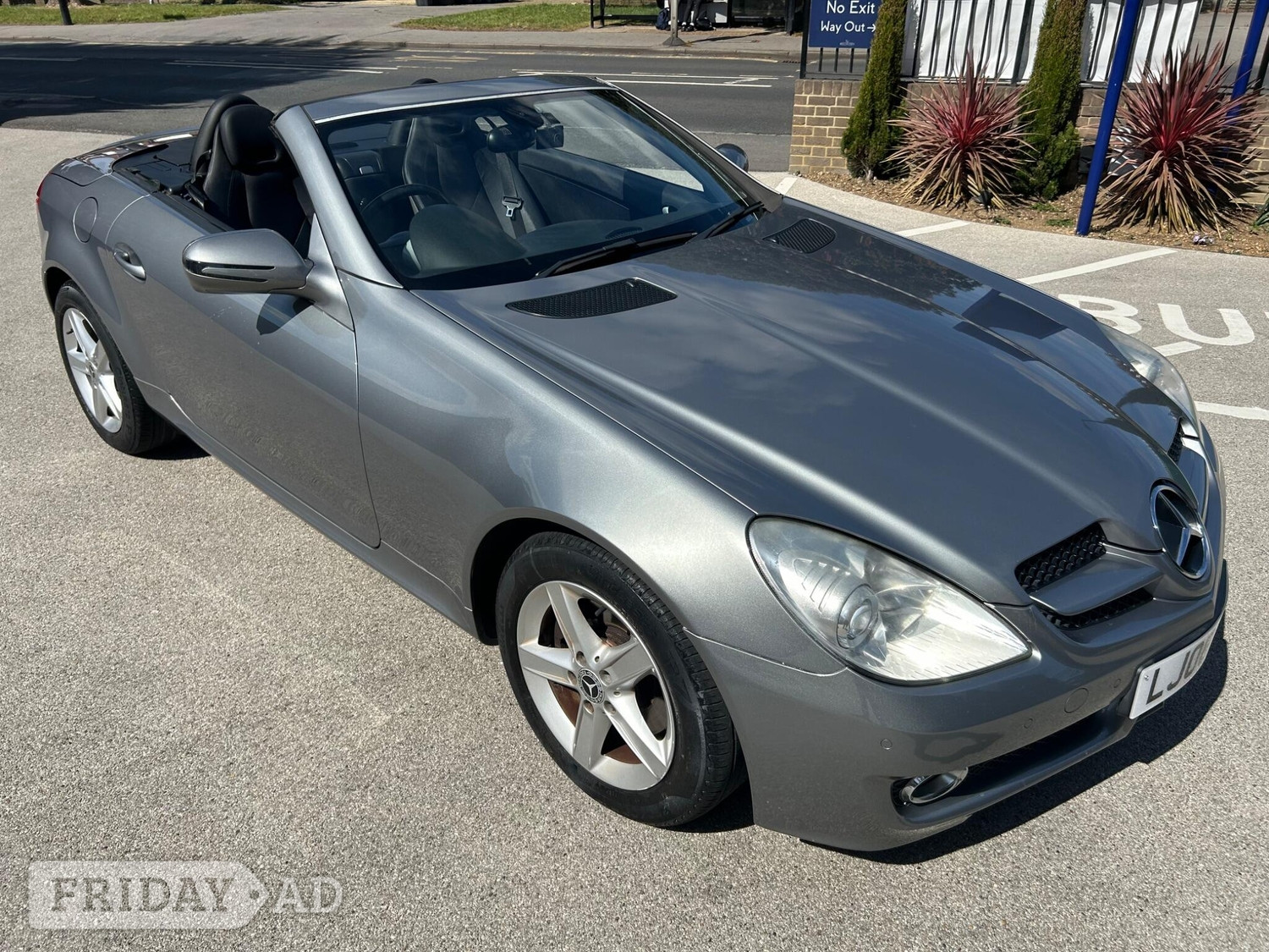 Mercedes-Benz SLK 2008 in Croydon