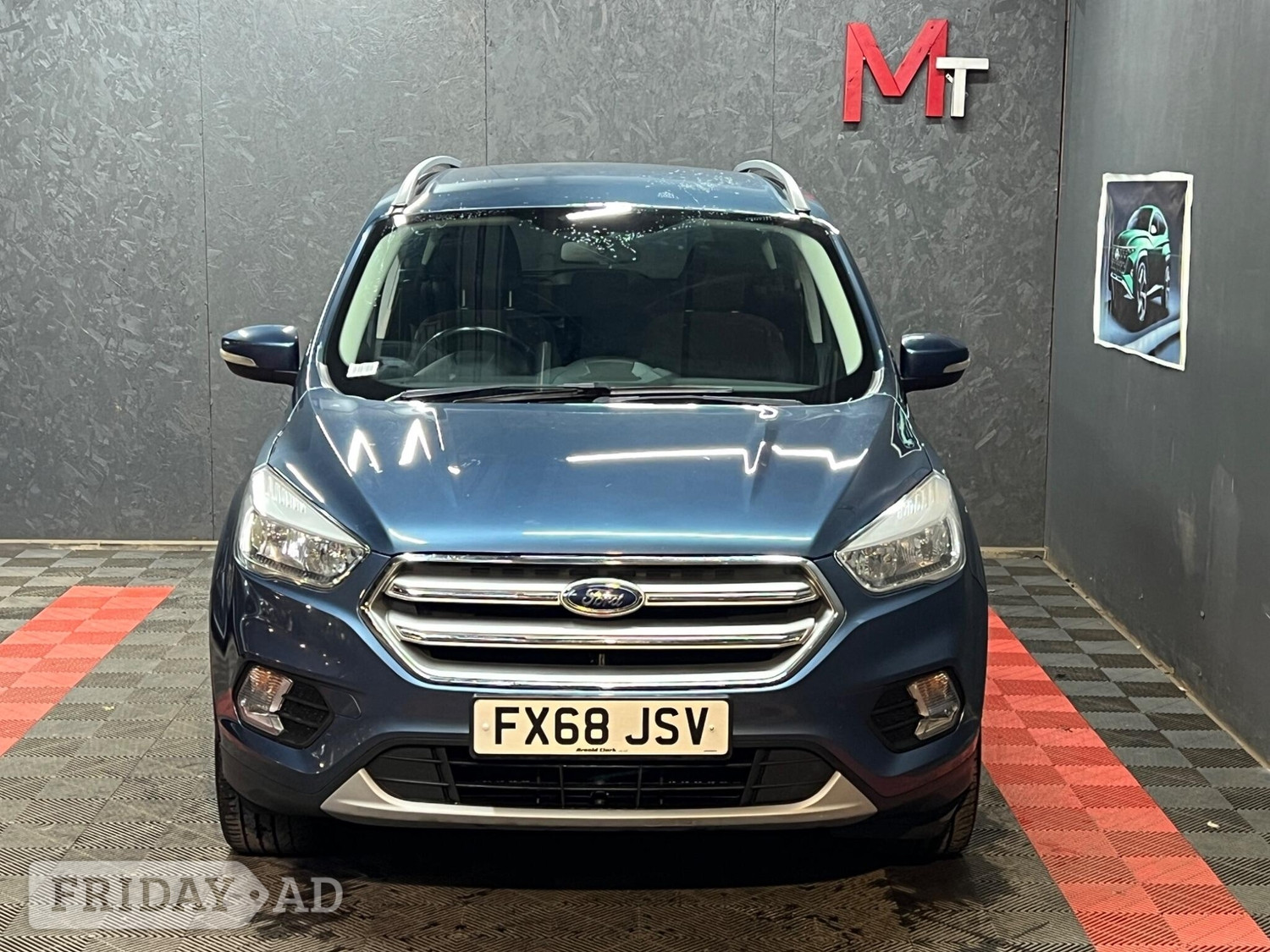[ berth ]Ford Kuga