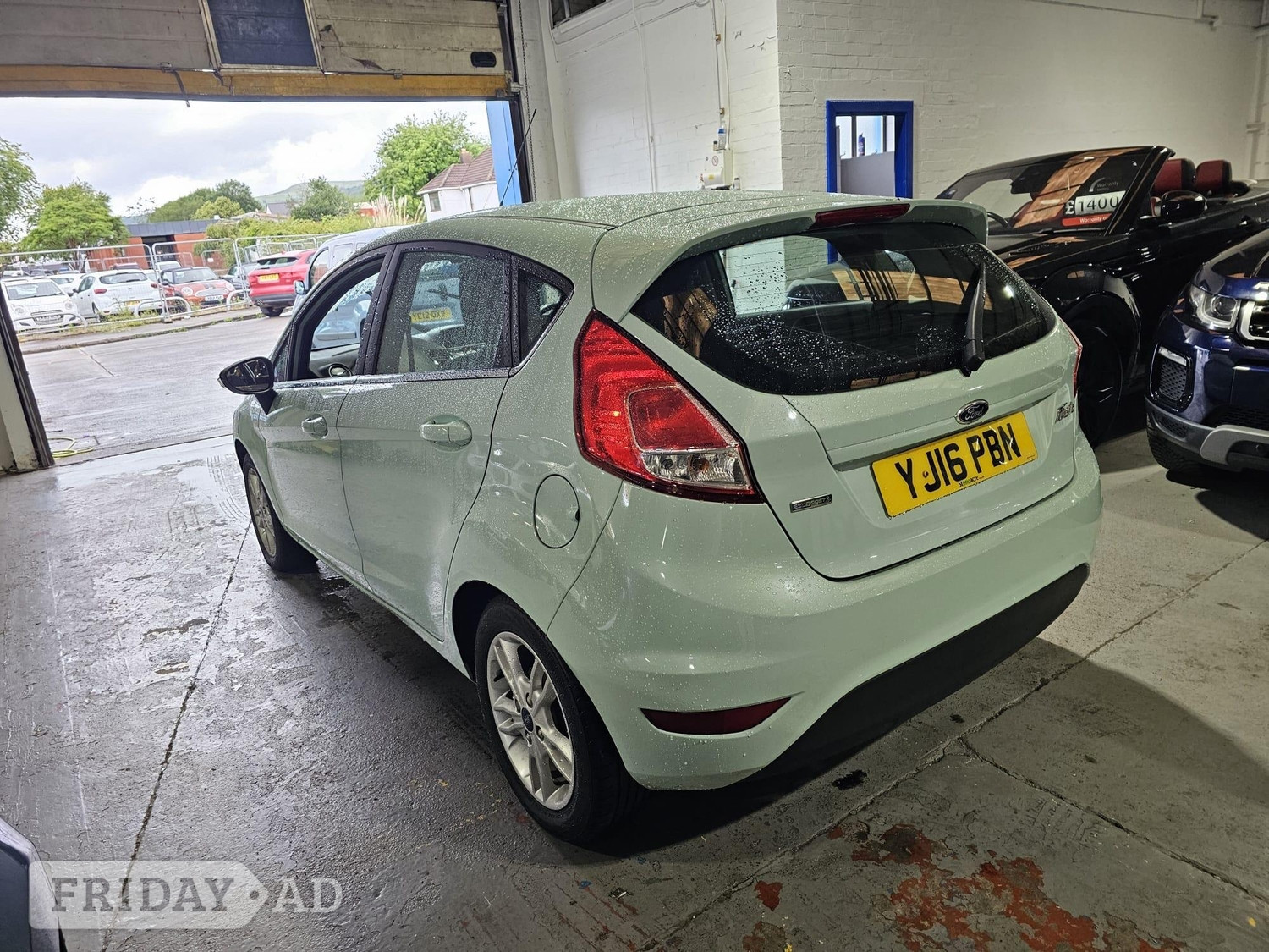 [ berth ]Ford Fiesta