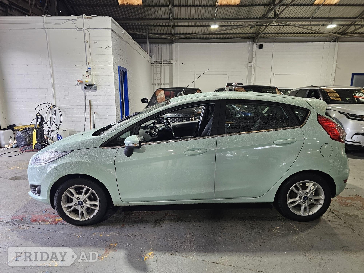 Ford Fiesta 2016 - Cars in Pontypridd