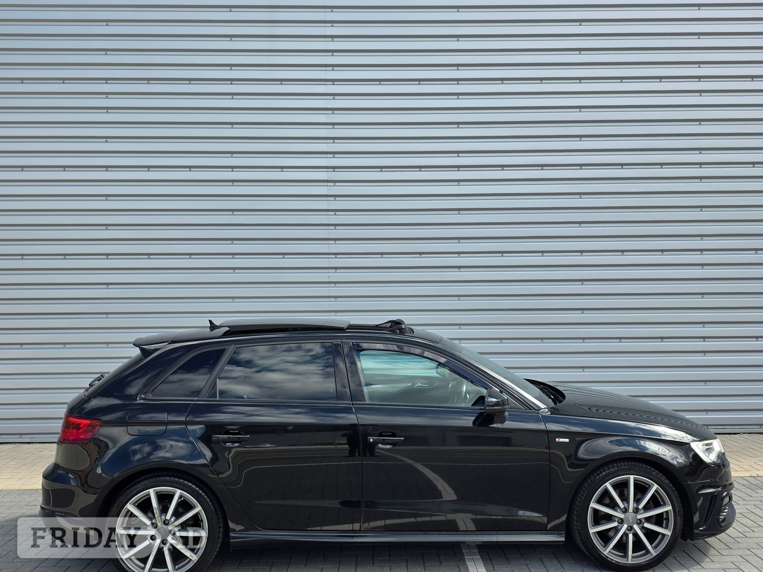 [ berth ]Audi A3