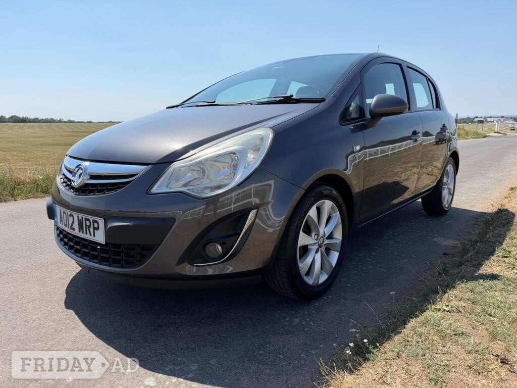 [ berth ]Vauxhall Corsa
