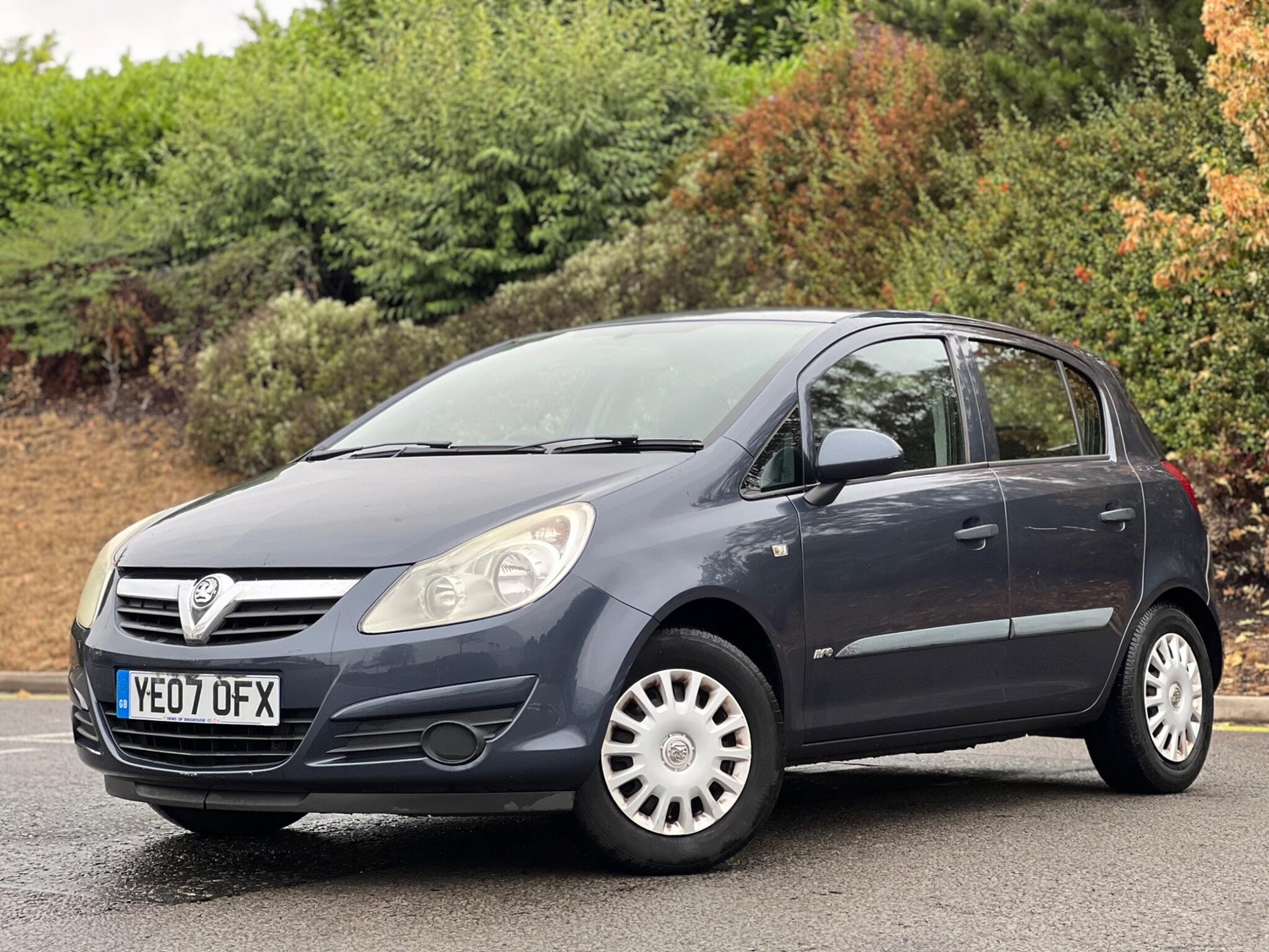 [ berth ]Vauxhall Corsa