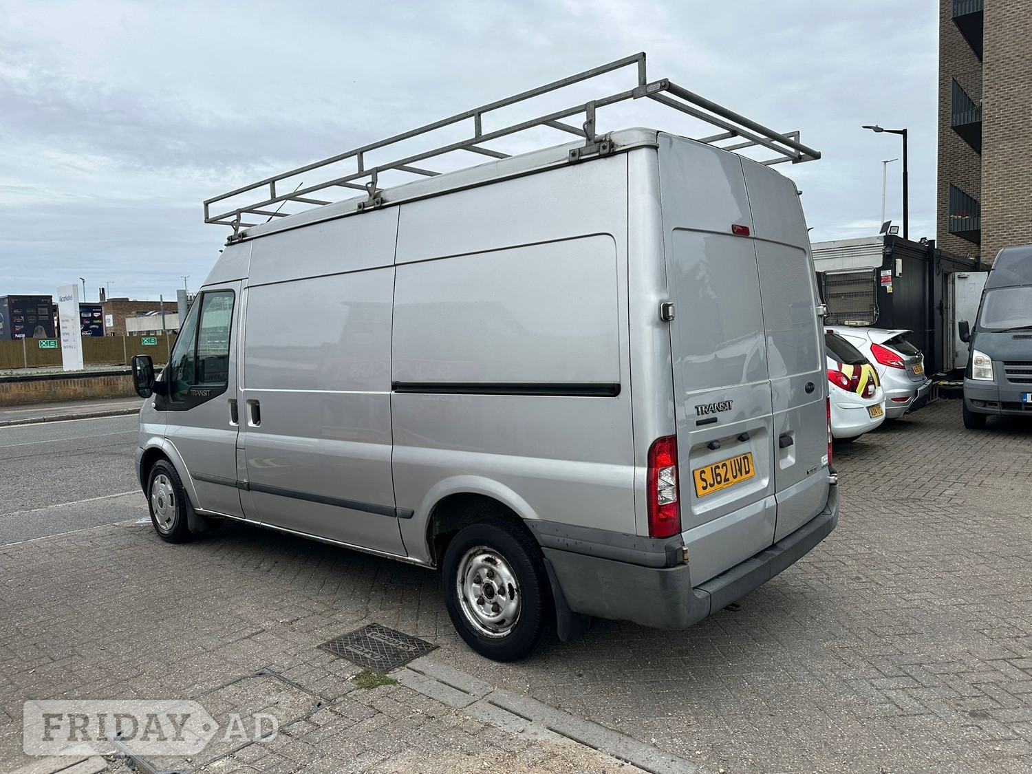 [ berth ]Ford Transit