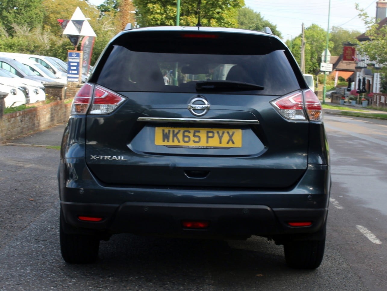 Nissan X-Trail 2015 - Cars in Hassocks