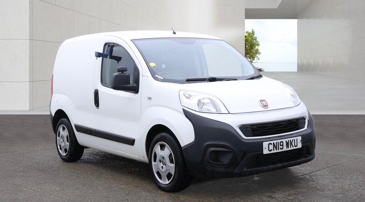 Fiat Fiorino Reading