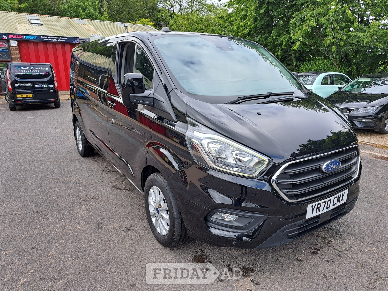 [ berth ]Ford Transit Custom