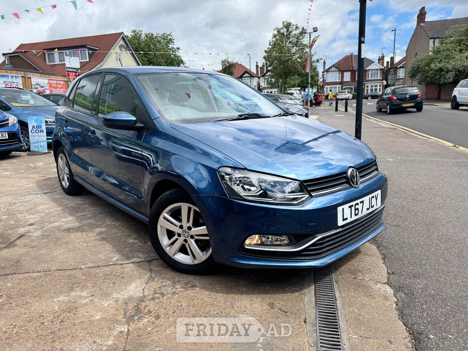 Volkswagen Polo 2017 - Cars in Harrow