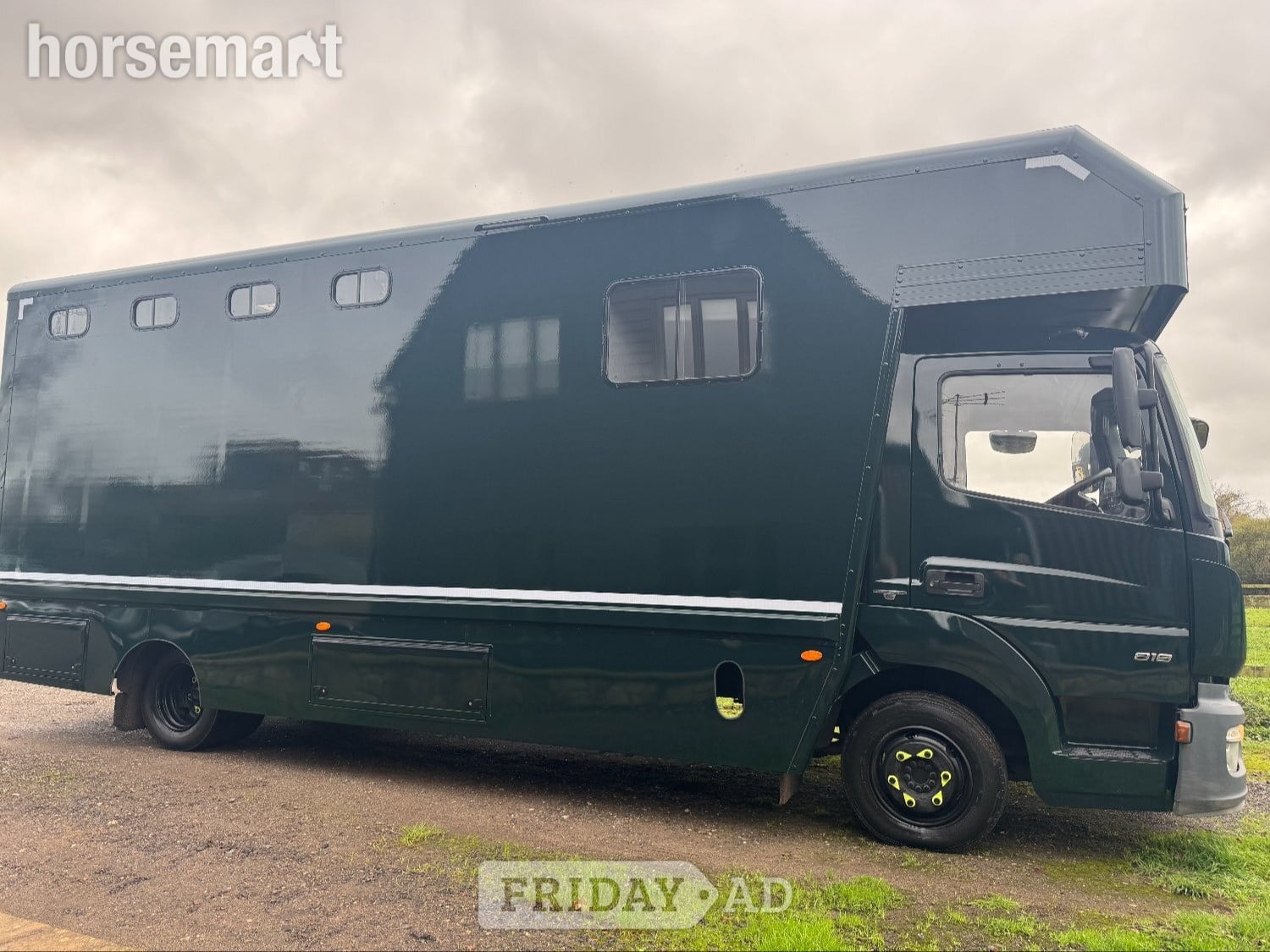 Prime 4 horse, rear ramp Mercedes-benz Horsebox - Trailers & Horseboxes