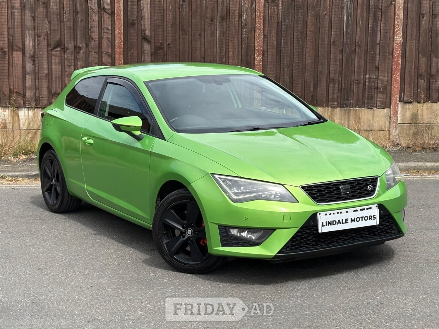 SEAT Leon 2014 in Oldham