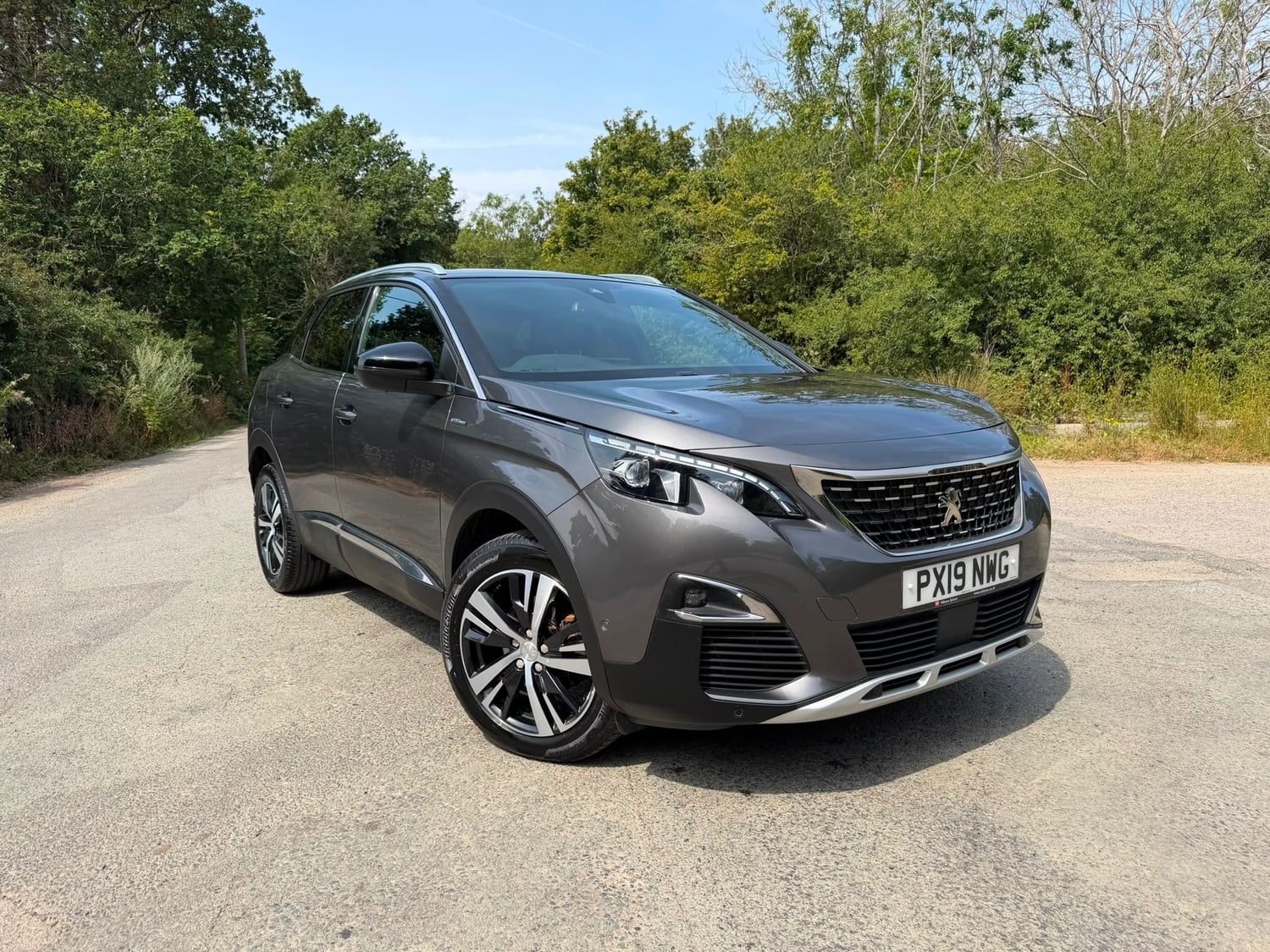 [ berth ]Peugeot 3008