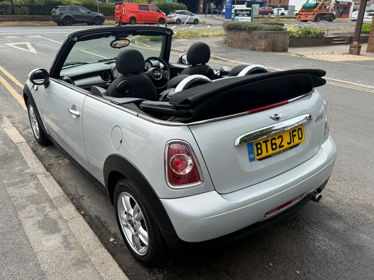 [ berth ]Mini Convertible