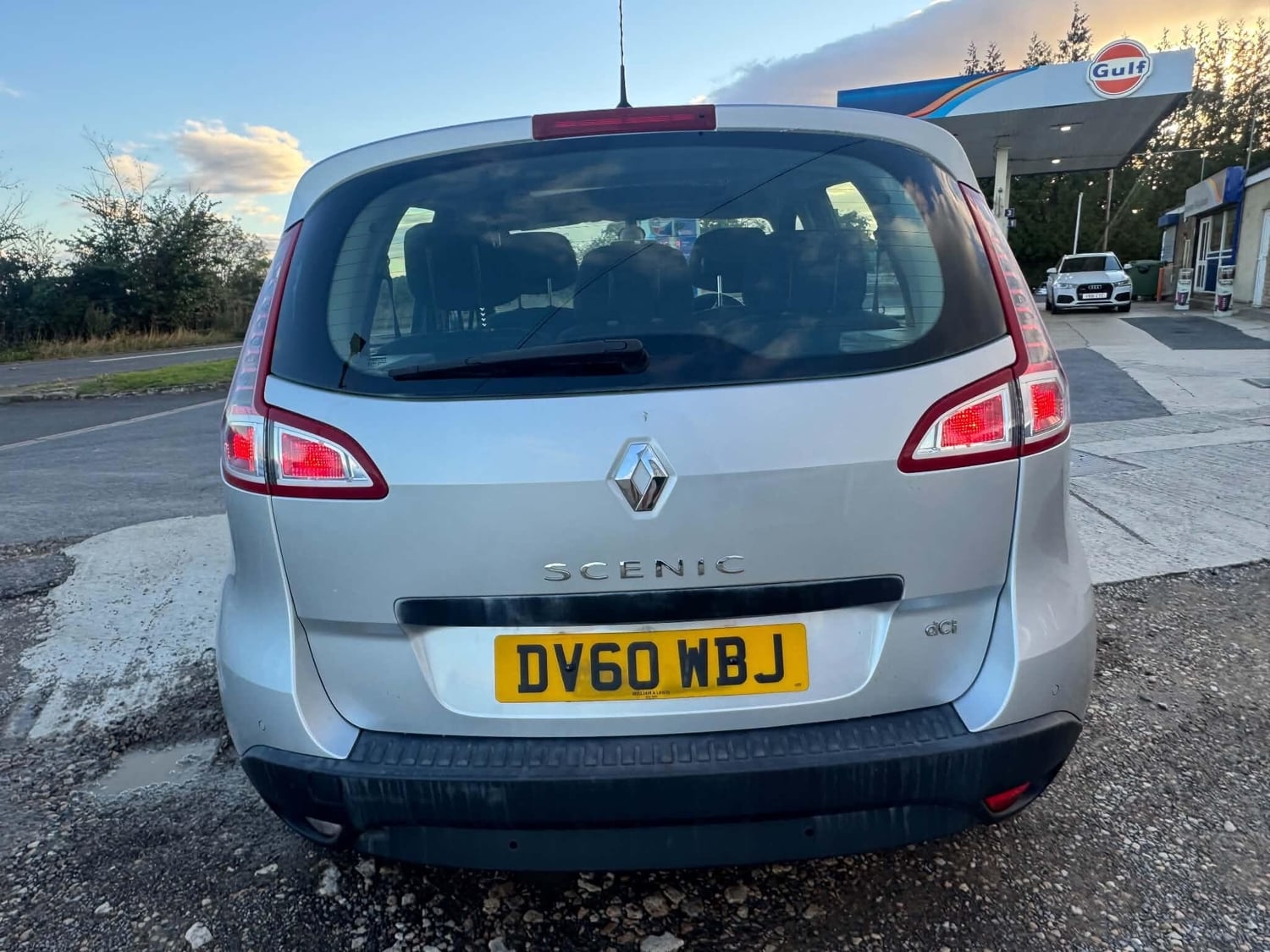 Renault Scenic 2010 - Cars in Burford
