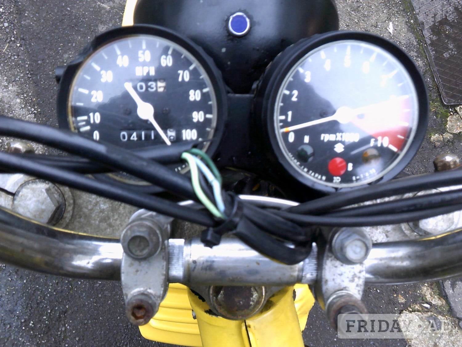 Suzuki RV 1973 - Motorbikes, Scooters & Quads