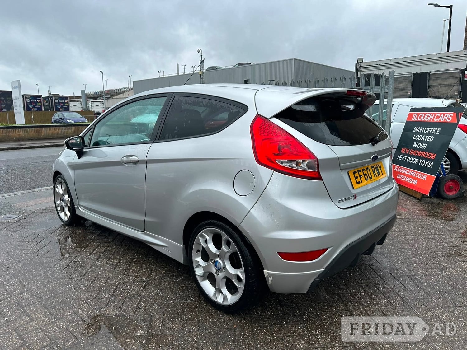 [ berth ]Ford Fiesta