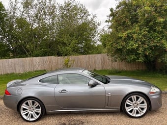 Jaguar XKR 2010