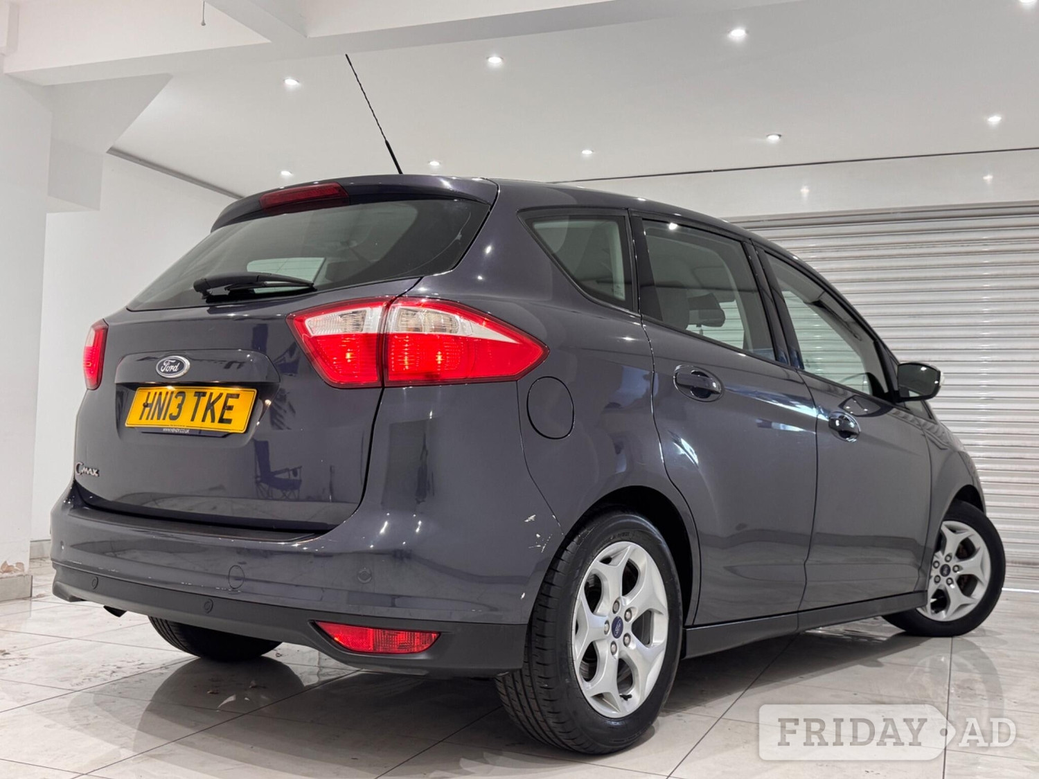 [ berth ]Ford C-MAX