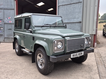 Land Rover Defender 90 2016