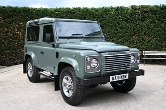 Land Rover Defender 90 2016