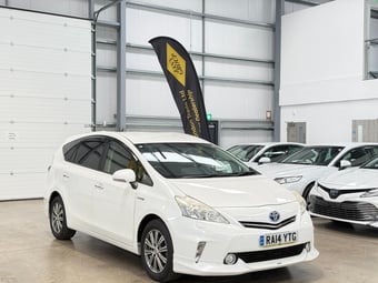 Toyota 7 Seat Prius 2014