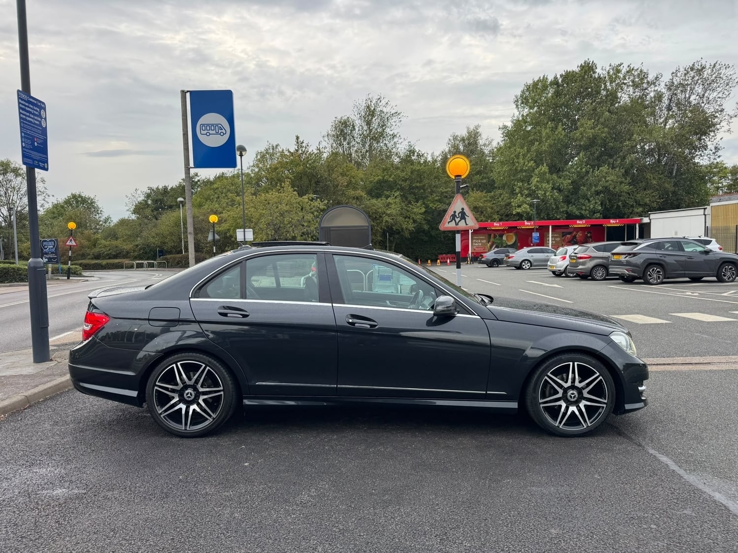 [ berth ]Mercedes-Benz C Class