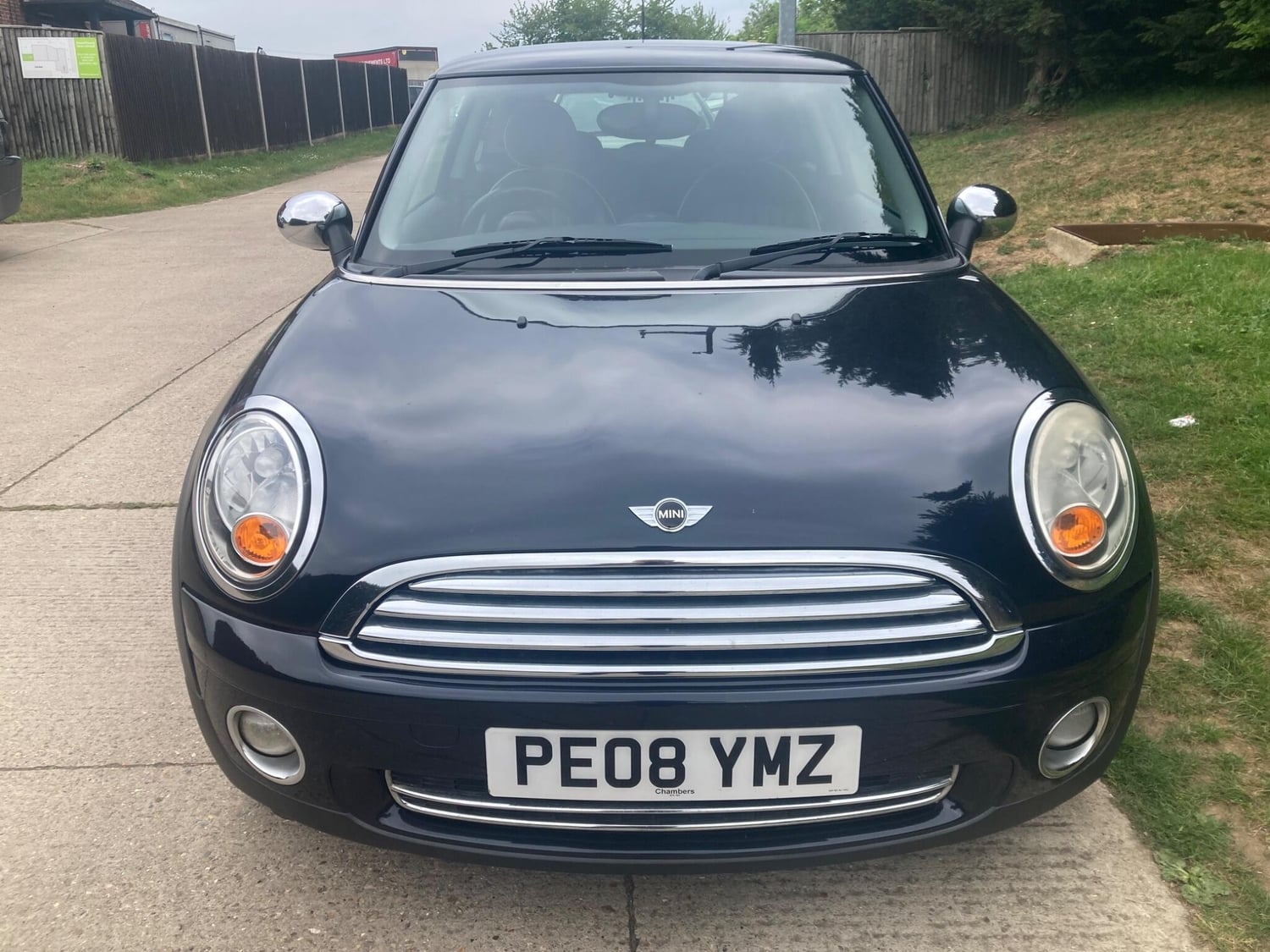 [ berth ]Mini Hatch
