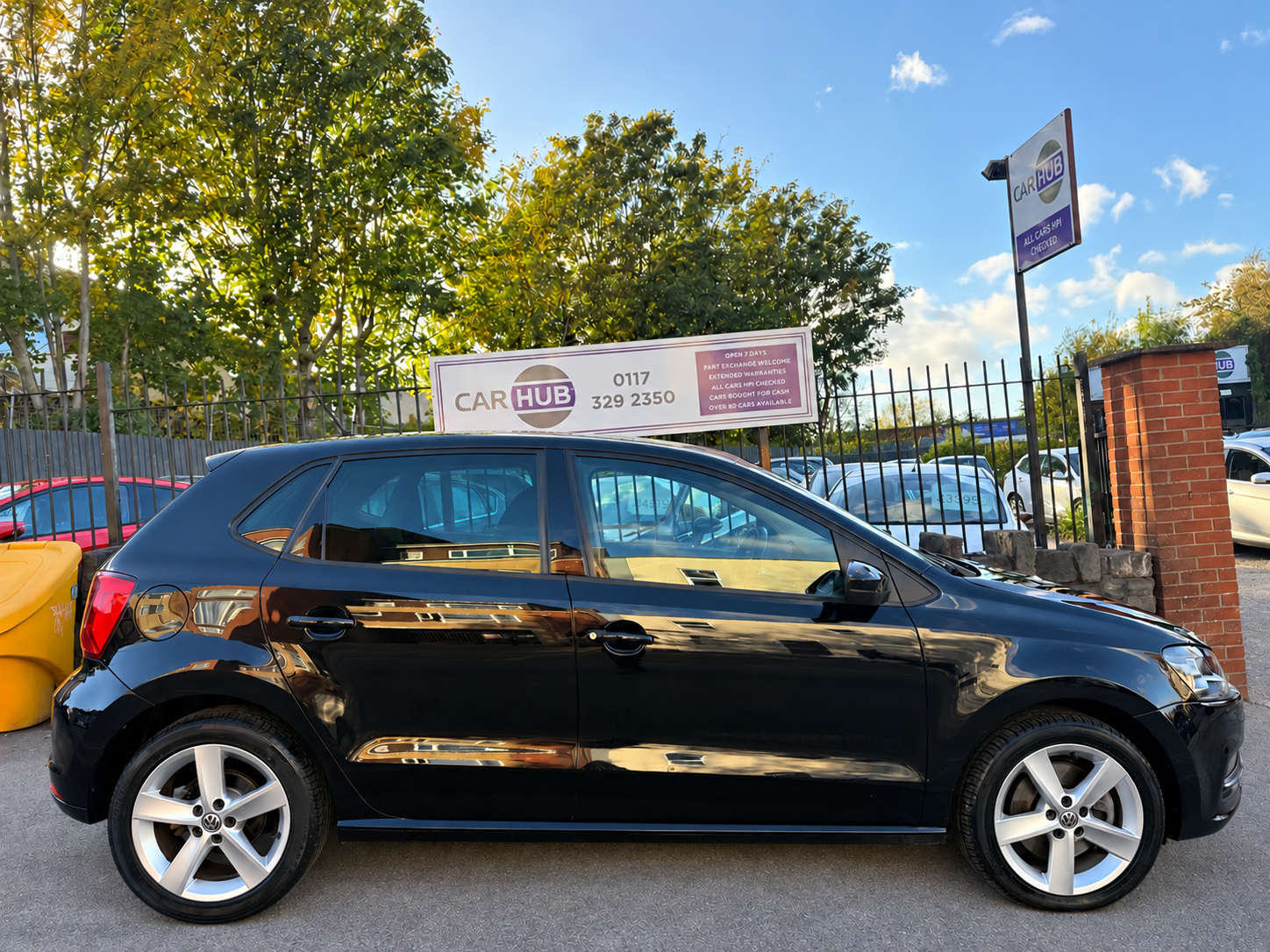 Volkswagen Polo 2015 - Cars in Bristol