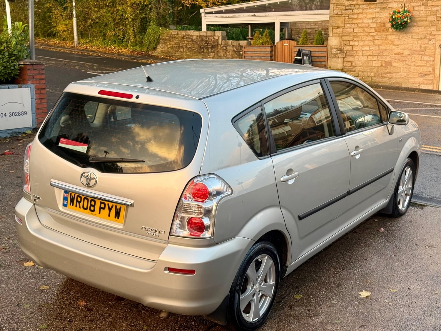 [ berth ]Toyota Corolla Verso