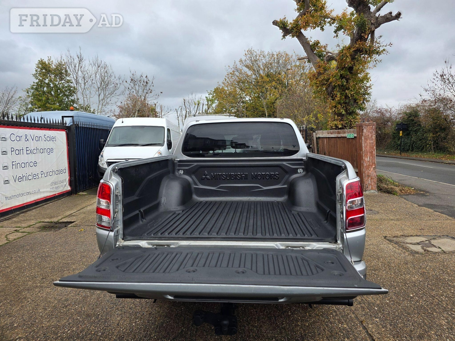 Mitsubishi L200 2019 - Vans & Commercial Vehicles