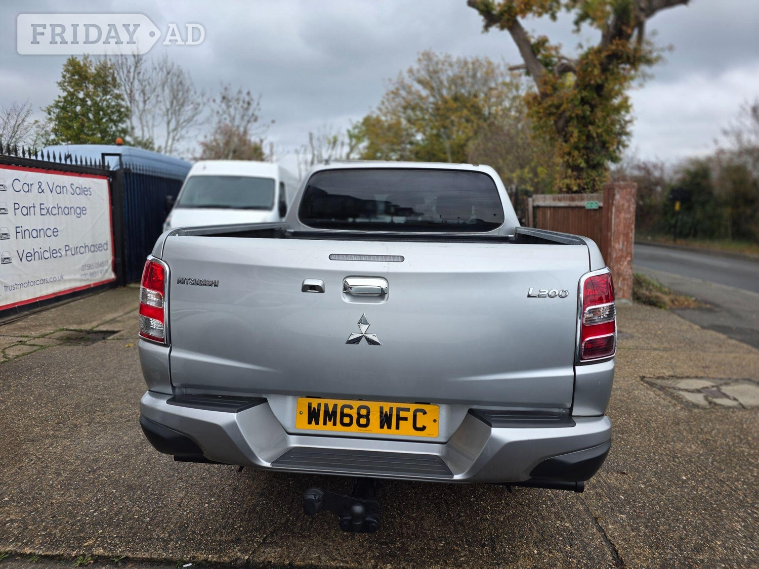 Mitsubishi L200 2019 - Vans & Commercial Vehicles in Hounslow