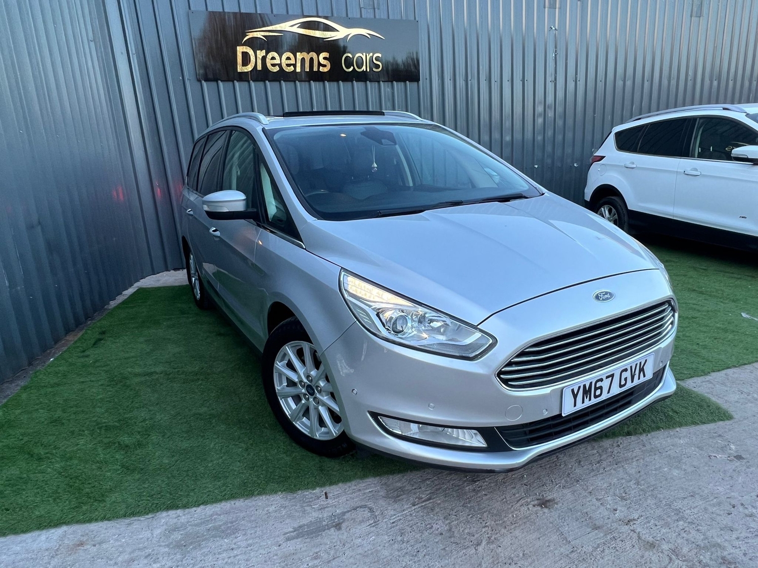 [ berth ]Ford Galaxy