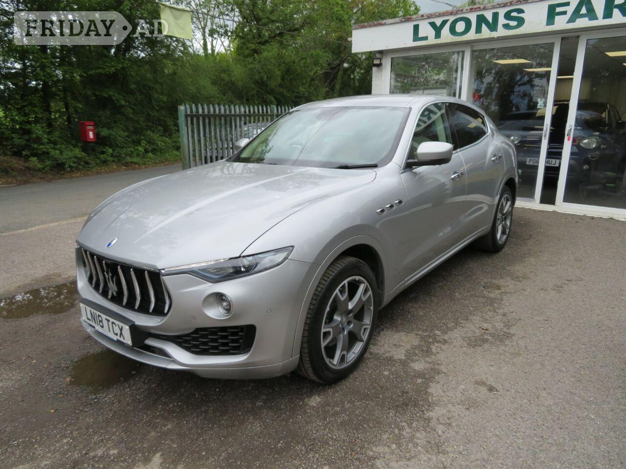 [ berth ]Maserati Levante