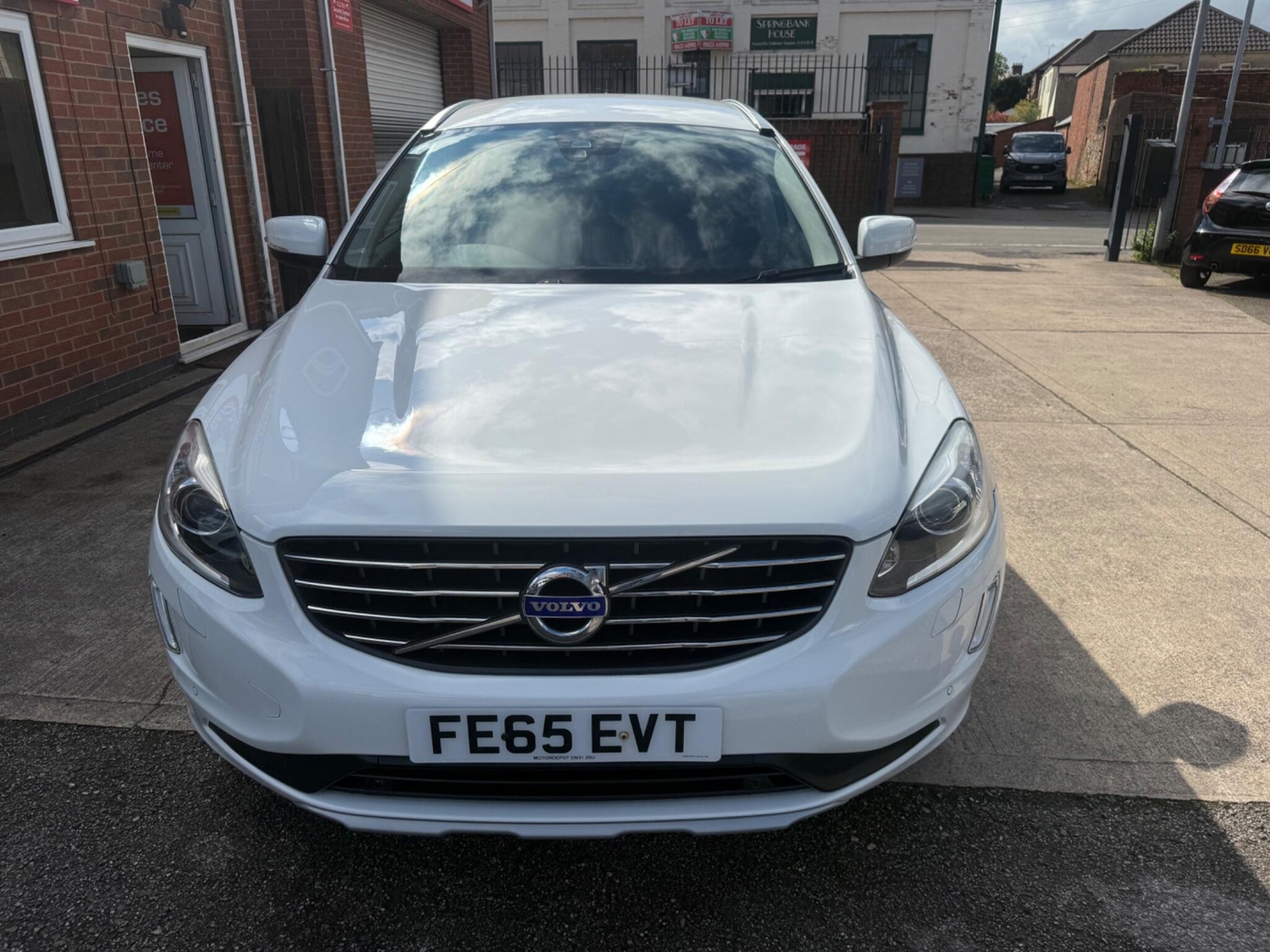 Volvo XC60 2015 - Cars